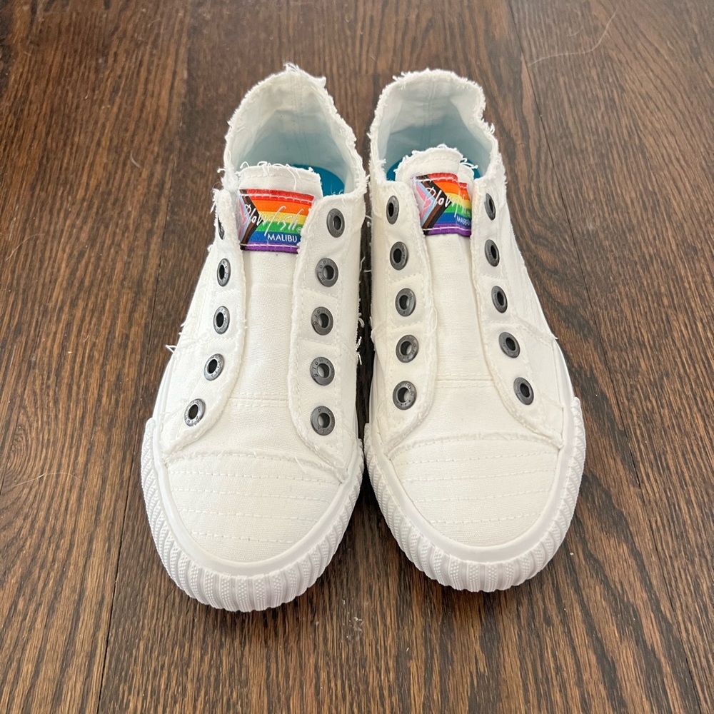NWOT Blowfish Slip-On Sneakers (NEVER WORN)